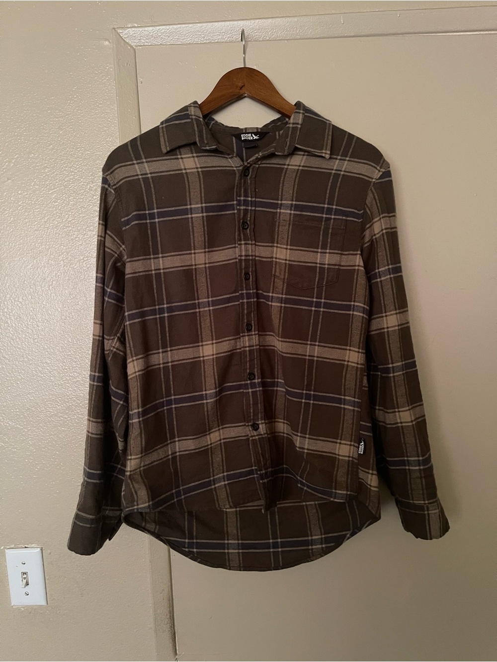 Eddie Bauer Casual button down shirt S